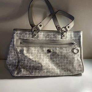 Coach Purse medium size grey